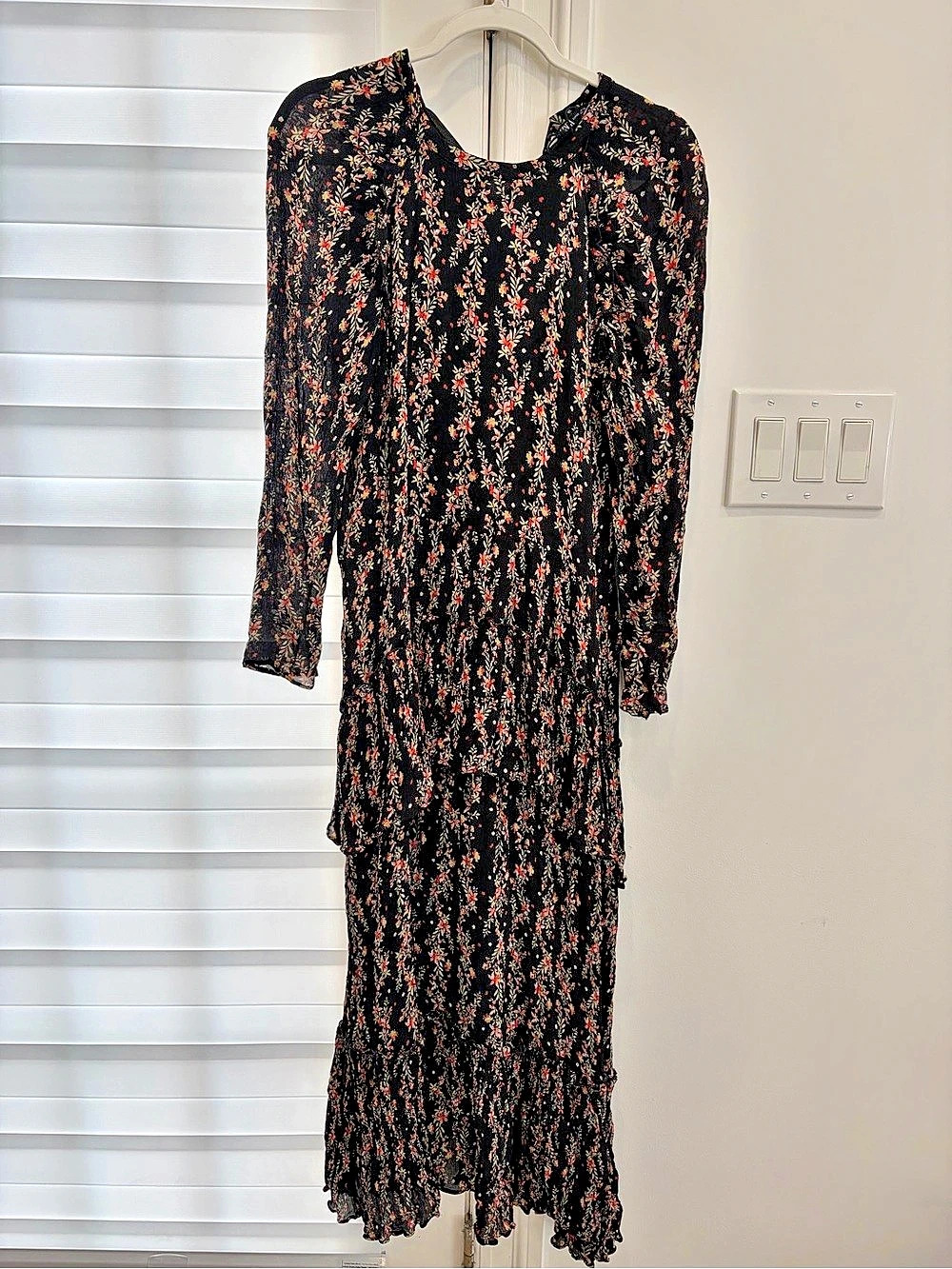 ZARA Floral Maxi Dress in Black Size extra Small Like New
